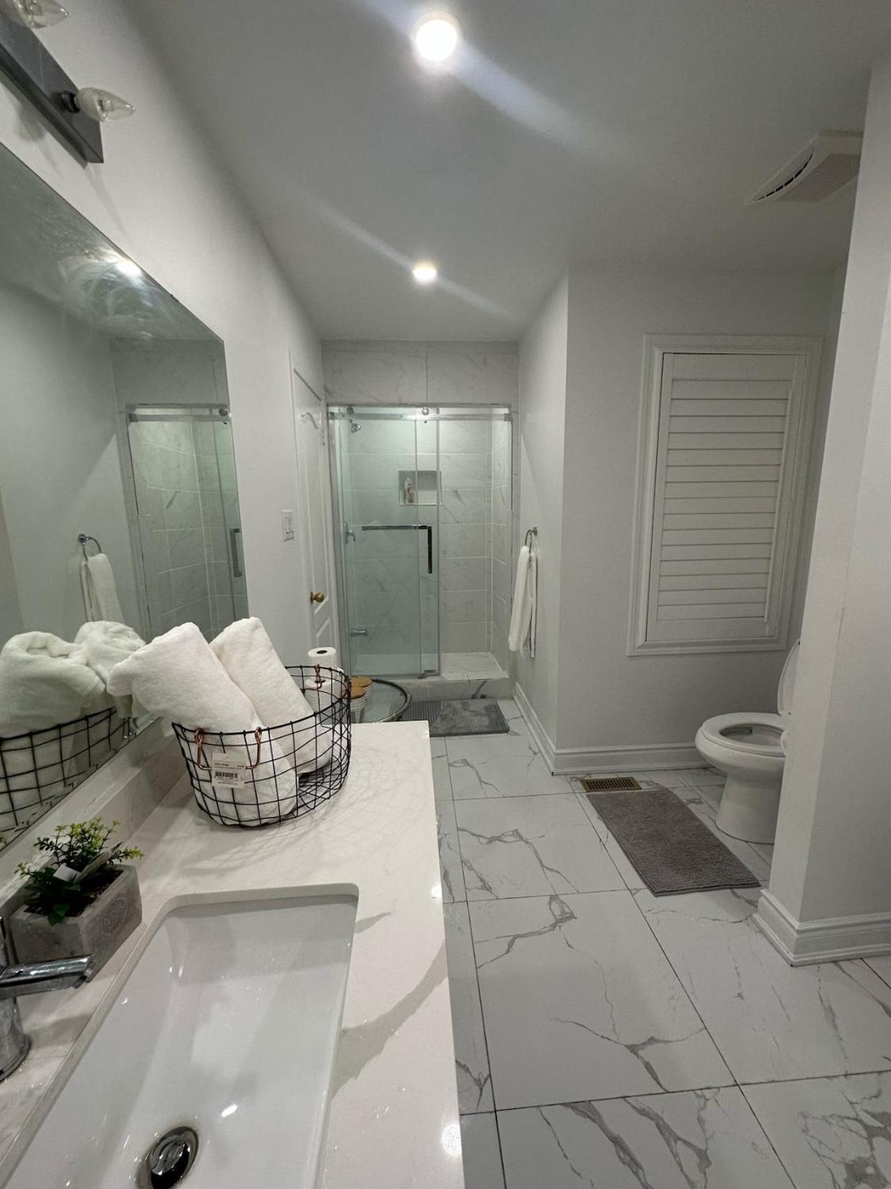 Luxury Home In Toronto ミシサガ エクステリア 写真