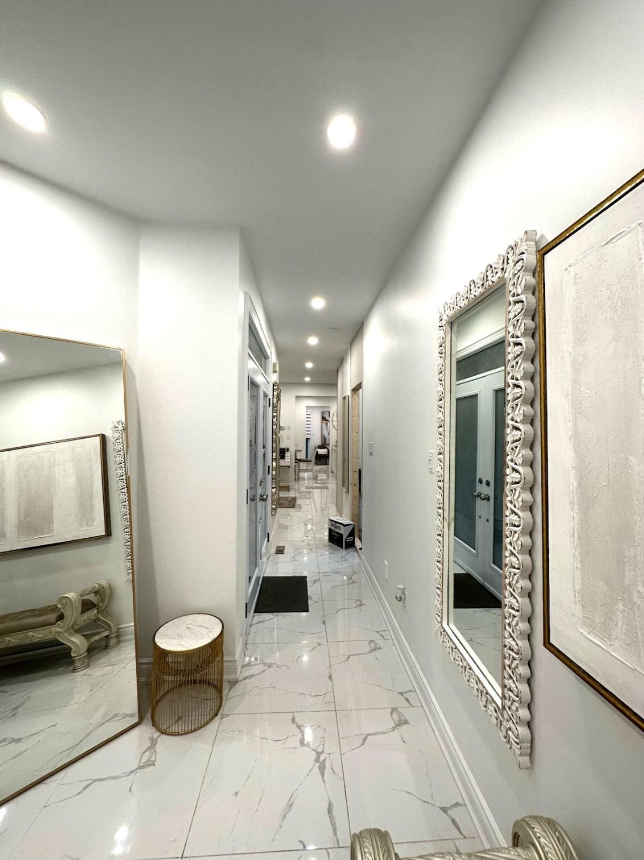 Luxury Home In Toronto ミシサガ エクステリア 写真