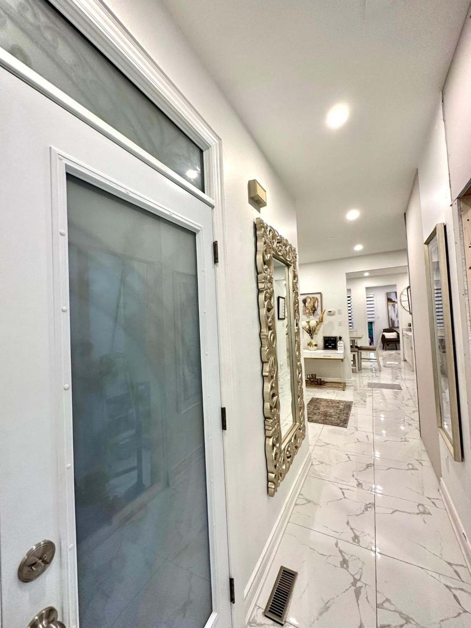 Luxury Home In Toronto ミシサガ エクステリア 写真