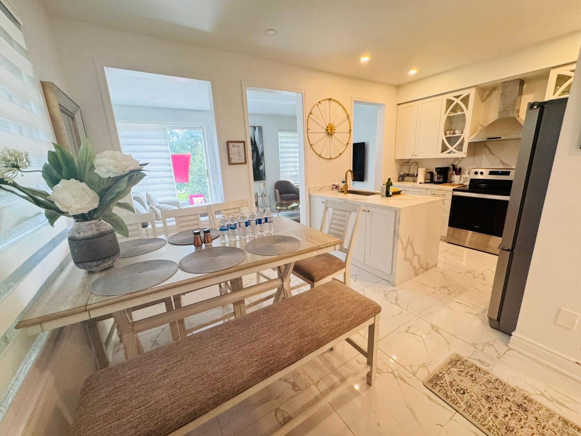 Luxury Home In Toronto ミシサガ エクステリア 写真
